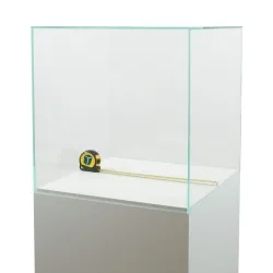 Montre af glas