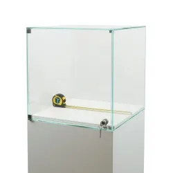 Glasmontre med dør
