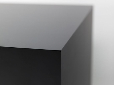 Hvilket materiale egner sig bedst til et podie?  